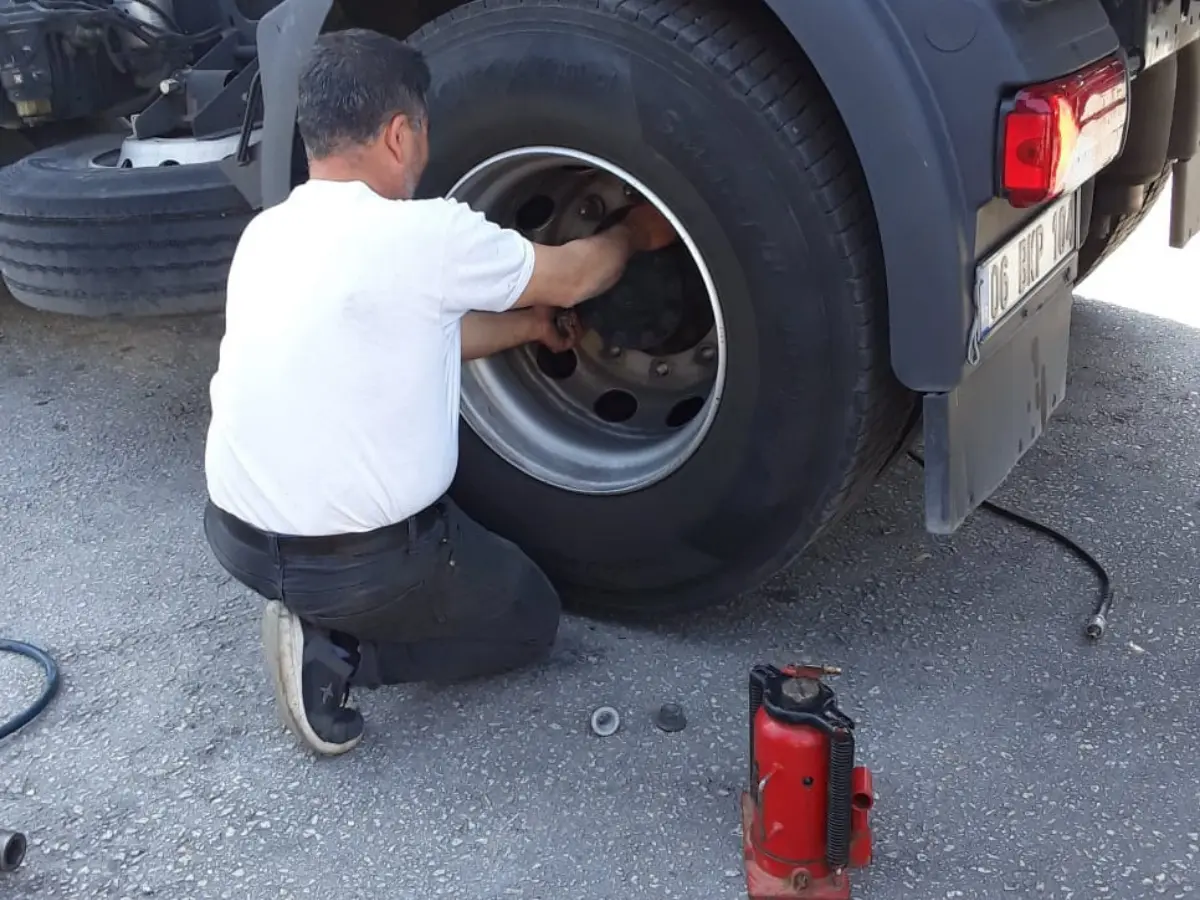 Kelkit Oto Lastikçi